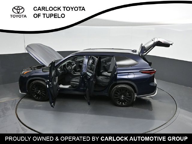 Used 2024 Toyota Highlander XSE FWD image 73