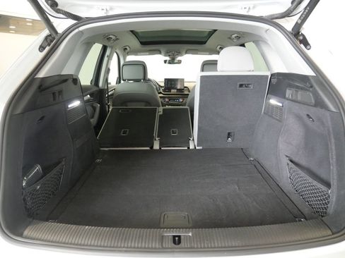 Used 2022 Audi Q5 2.0T Premium w/ Convenience Package image 25