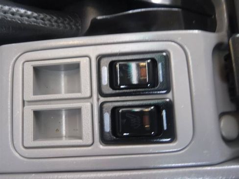 Used 2002 Subaru Forester S AWD/4WD image 24