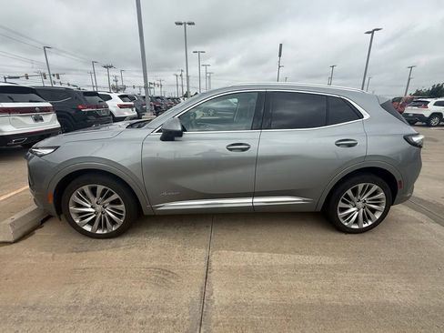 Used 2025 Buick Envision Avenir AWD/4WD image 1