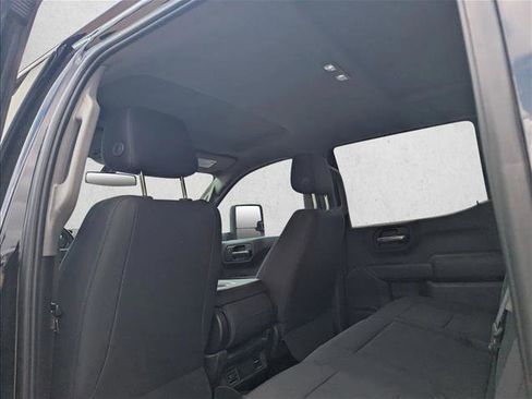 Used 2019 Chevrolet Silverado 1500 Custom w/ Custom Max Trailering Package AWD/4WD image 13