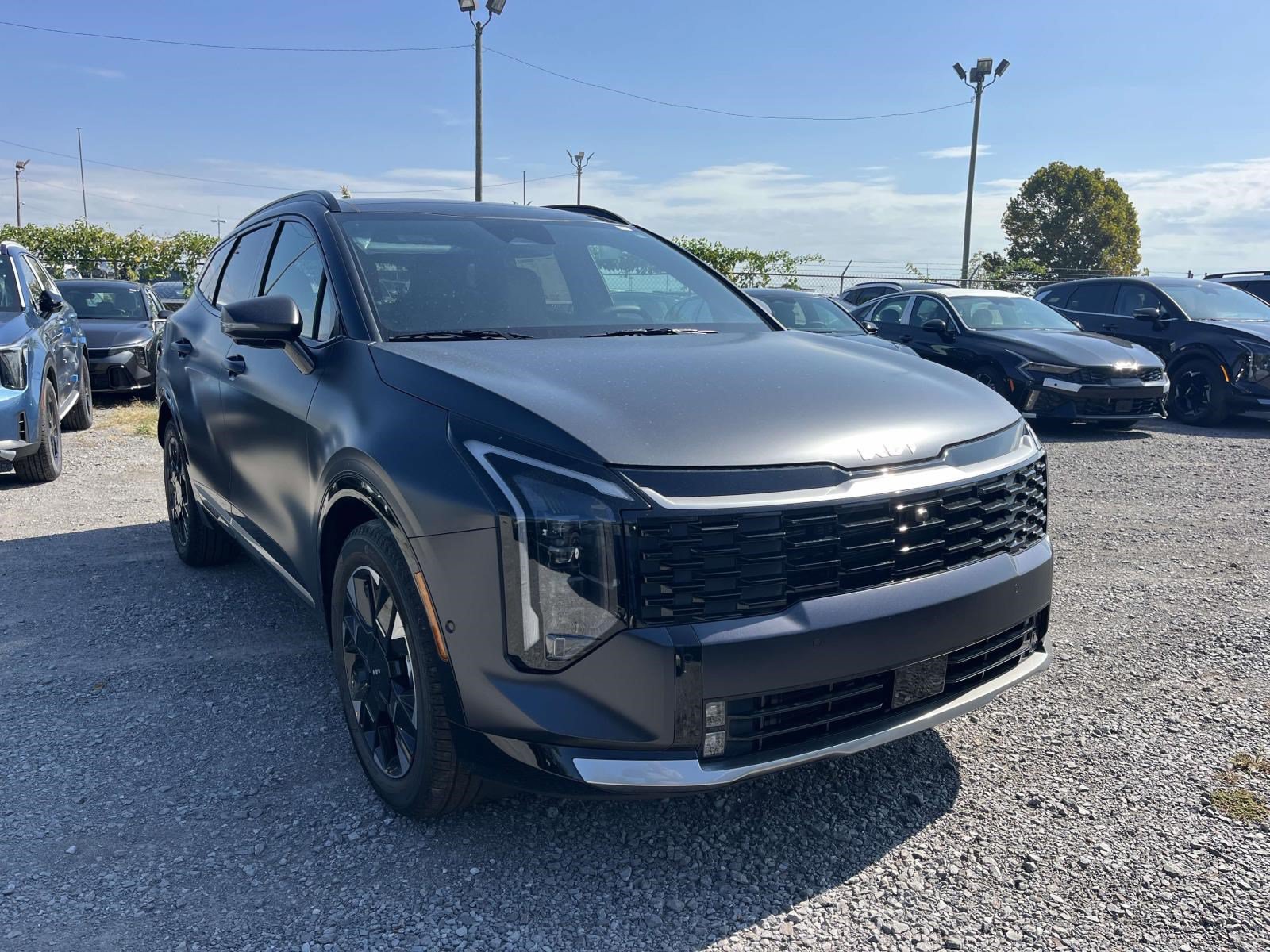 New 2027 Kia Sportage SX FWD image 1