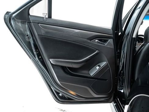 Used 2010 Cadillac CTS V image 20