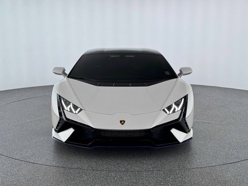 Used 2023 Lamborghini Huracan Tecnica image 9