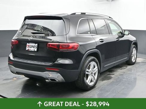 Used 2023 Mercedes-Benz GLB 250 4MATIC image 9