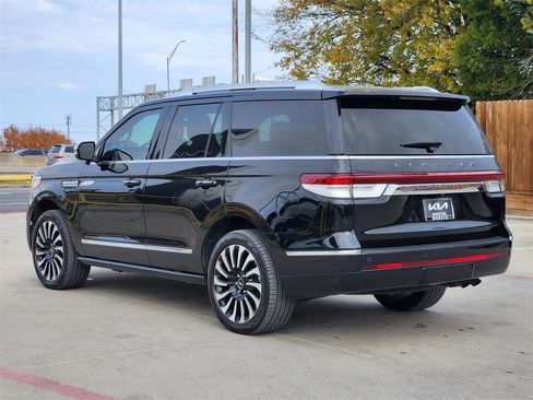 Used 2022 Lincoln Navigator Black Label image 6