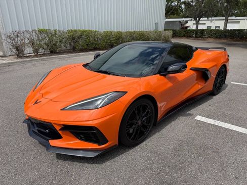 Used 2023 Chevrolet Corvette Stingray Premium Conv w/ Z51 Performance Package RWD image 3