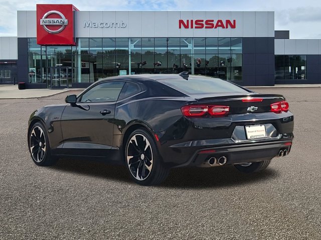 Used 2023 Chevrolet Camaro LT w/ Technology Package RWD image 5