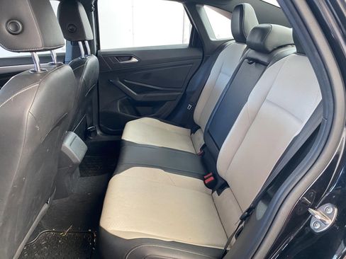 Used 2019 Volkswagen Jetta R-Line FWD image 16