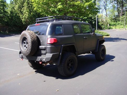 Used 2007 Toyota FJ Cruiser 4WD image 7