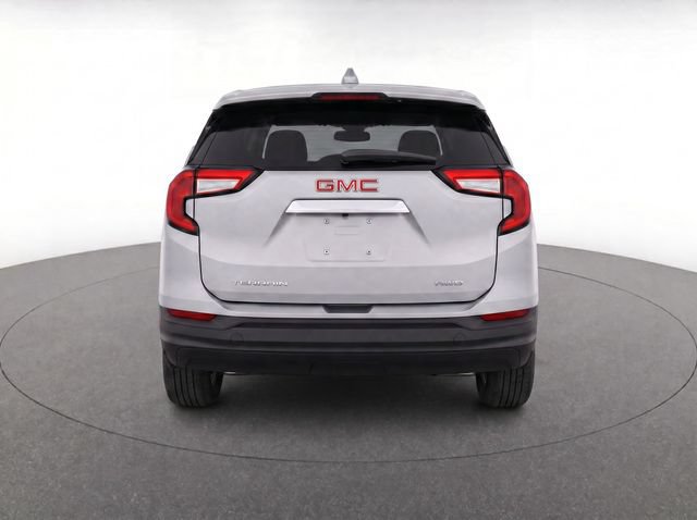 Used 2024 GMC Terrain SLE AWD/4WD image 7