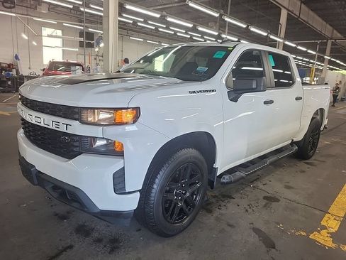 Used 2022 Chevrolet Silverado 1500 Custom w/ Rally Edition AWD/4WD image 2