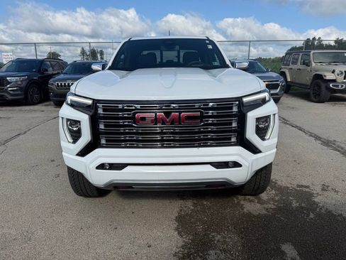 Used 2024 GMC Canyon Denali AWD/4WD image 12