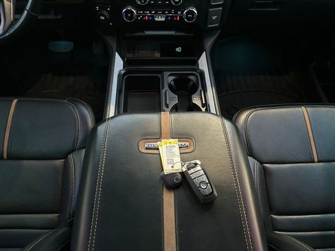 Used 2023 Ford F350 Platinum w/ FX4 Off-Road Package image 22