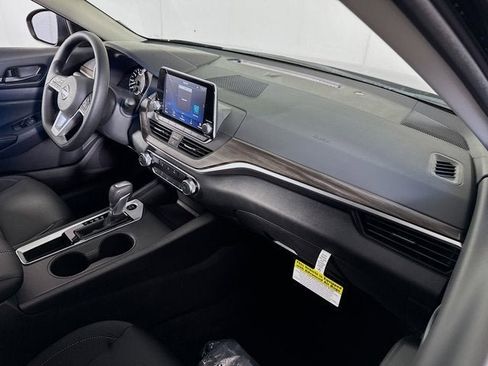 New 2026 Nissan Altima 2.5 SV FWD image 23