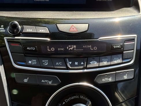 Used 2025 Acura RDX SH-AWD w/ Technology Package image 21