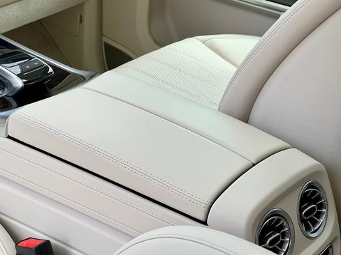 Certified 2024 Mercedes-Benz G 63 AMG 4MATIC image 38