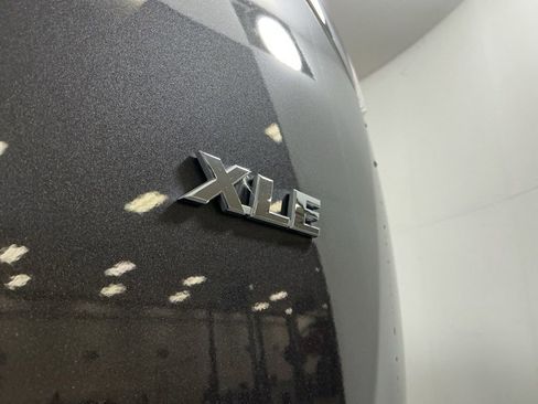 Used 2016 Toyota RAV4 XLE FWD image 32