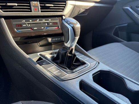 Used 2025 Volkswagen Jetta S image 39