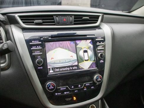 Used 2020 Nissan Murano SL image 37