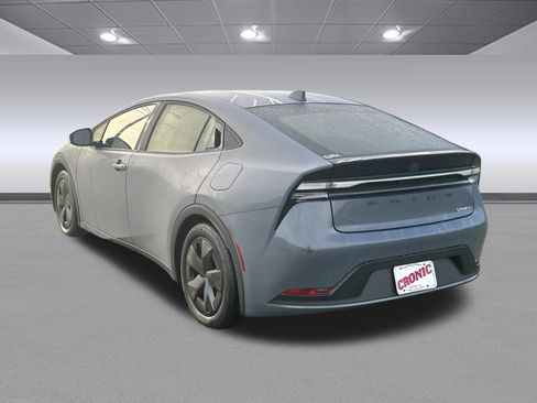 Used 2025 Toyota Prius Plug-In Hybrid image 5