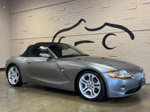 Used 2003 BMW Z4 3.0i image 2