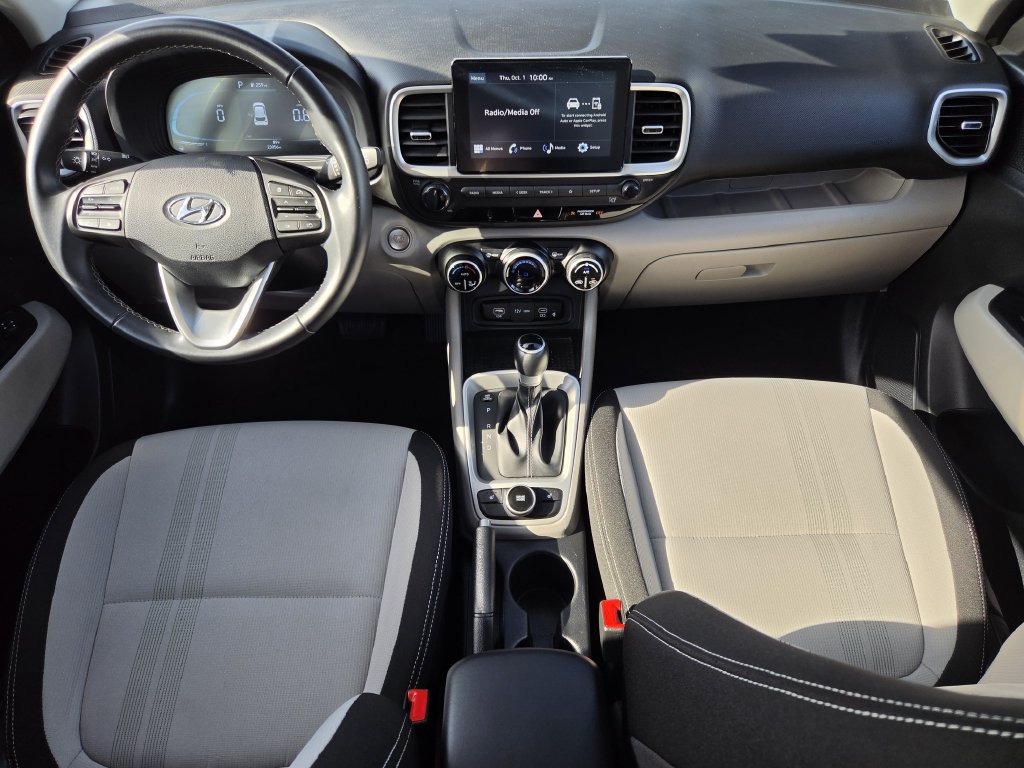 Used 2026 Hyundai Venue SEL FWD image 12