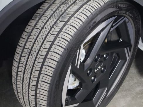 Used 2025 Kia K4 EX FWD image 36