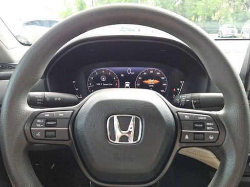Certified 2025 Honda Accord LX image 21