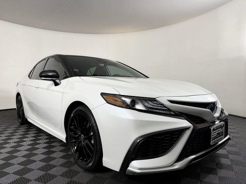 Used 2023 Toyota Camry XSE w/ Protection Package (Q2) (TMS) FWD image 6