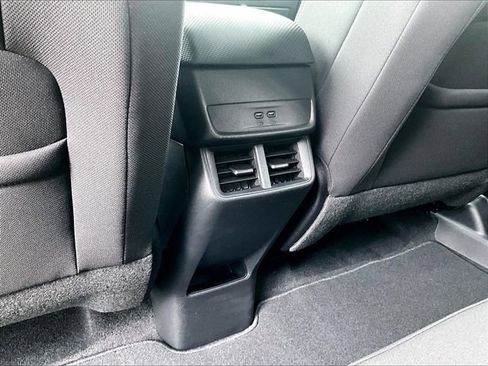 New 2026 Chevrolet Equinox LT w/ Safety and Technology Package FWD image 16