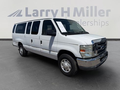 Used 2012 Ford E-350 and Econoline 350 XLT RWD image 7