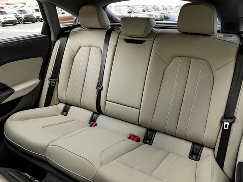 New 2025 Audi A5 2.0T Prestige image 19