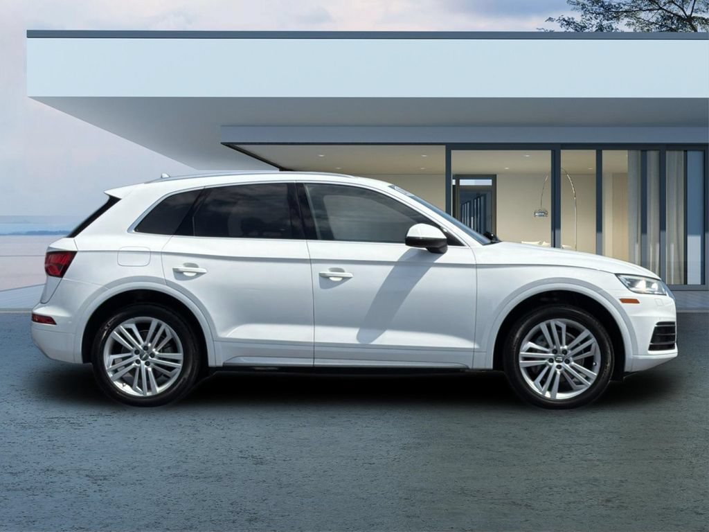 Used 2019 Audi Q5 2.0T Premium Plus w/ Premium Plus Package AWD/4WD image 3