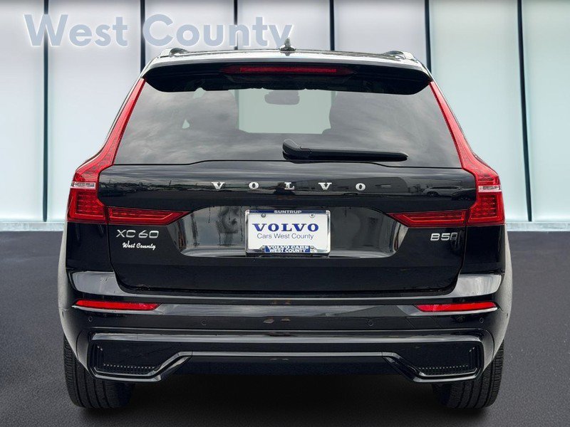 Certified 2025 Volvo XC60 B5 Plus AWD/4WD image 6