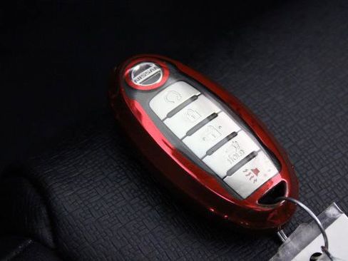 Certified 2021 Nissan Rogue SV w/ Premium Package image 30