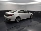 Used 2016 Lexus ES 350 image 2