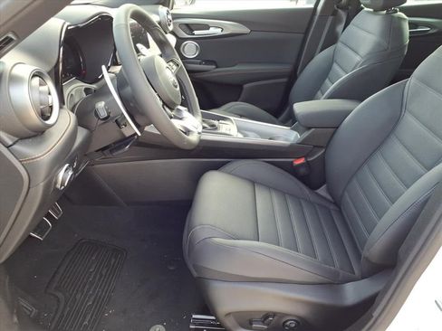 New 2026 Alfa Romeo Tonale Veloce w/ Quick Order Package 23H Volce image 13