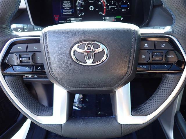 Certified 2025 Toyota Sequoia Platinum AWD/4WD image 21