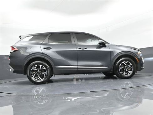 Used 2023 Kia Sportage LX AWD/4WD image 33