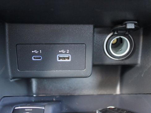 Certified 2023 Nissan Kicks SV FWD image 17