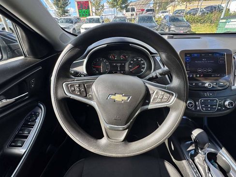 Used 2023 Chevrolet Malibu LT FWD image 13