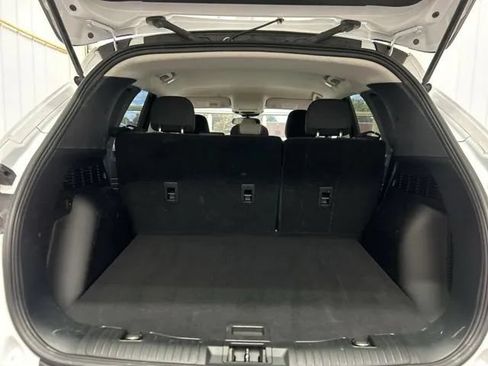 Used 2022 Ford Escape SE AWD/4WD image 13