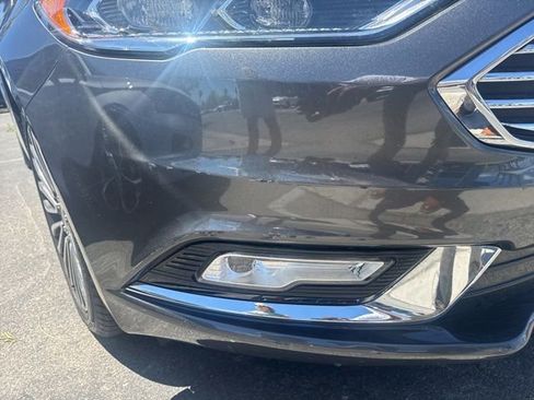 Used 2017 Ford Fusion Titanium FWD image 4