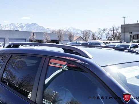 Used 2019 Jeep Cherokee Trailhawk w/ Cold Weather Group image 10