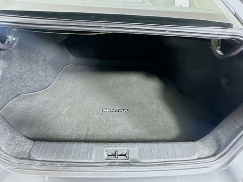 Used 2025 Nissan Sentra S image 27