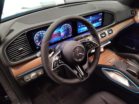 New 2026 Mercedes-Benz GLE 350 4MATIC image 4