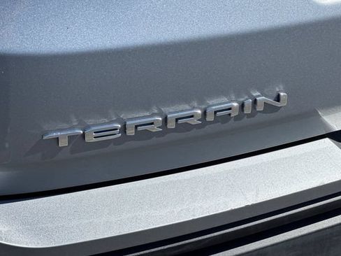 Used 2024 GMC Terrain SLE AWD/4WD image 49