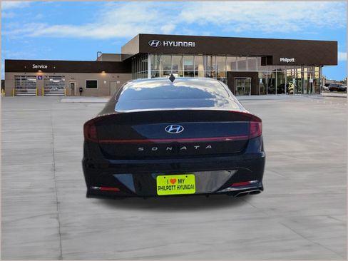 Certified 2023 Hyundai Sonata SEL w/ Preferred Accessory Package image 9