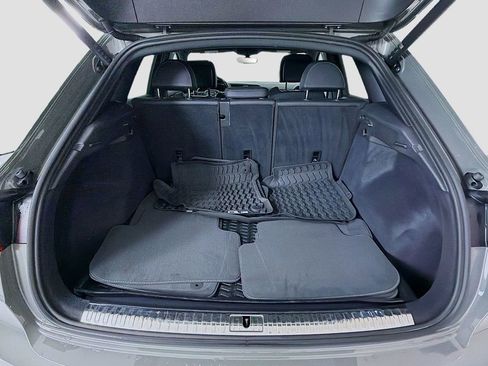 Used 2023 Audi Q3 2.0T Premium Plus w/ Premium Plus Package image 27